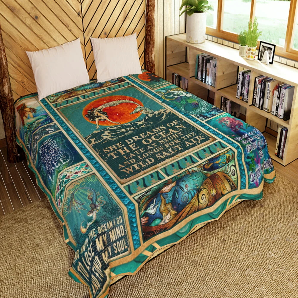 Yoga Mom. Namomste Quilt Blanket