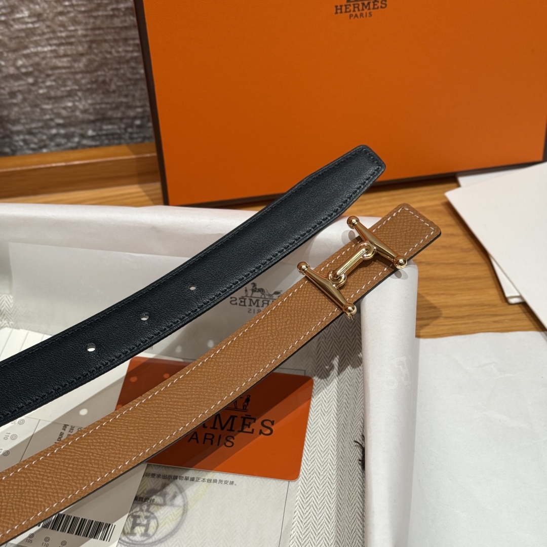 Hermès Women's Shell Element Double-Sided Leather Belt 2.4cm Width