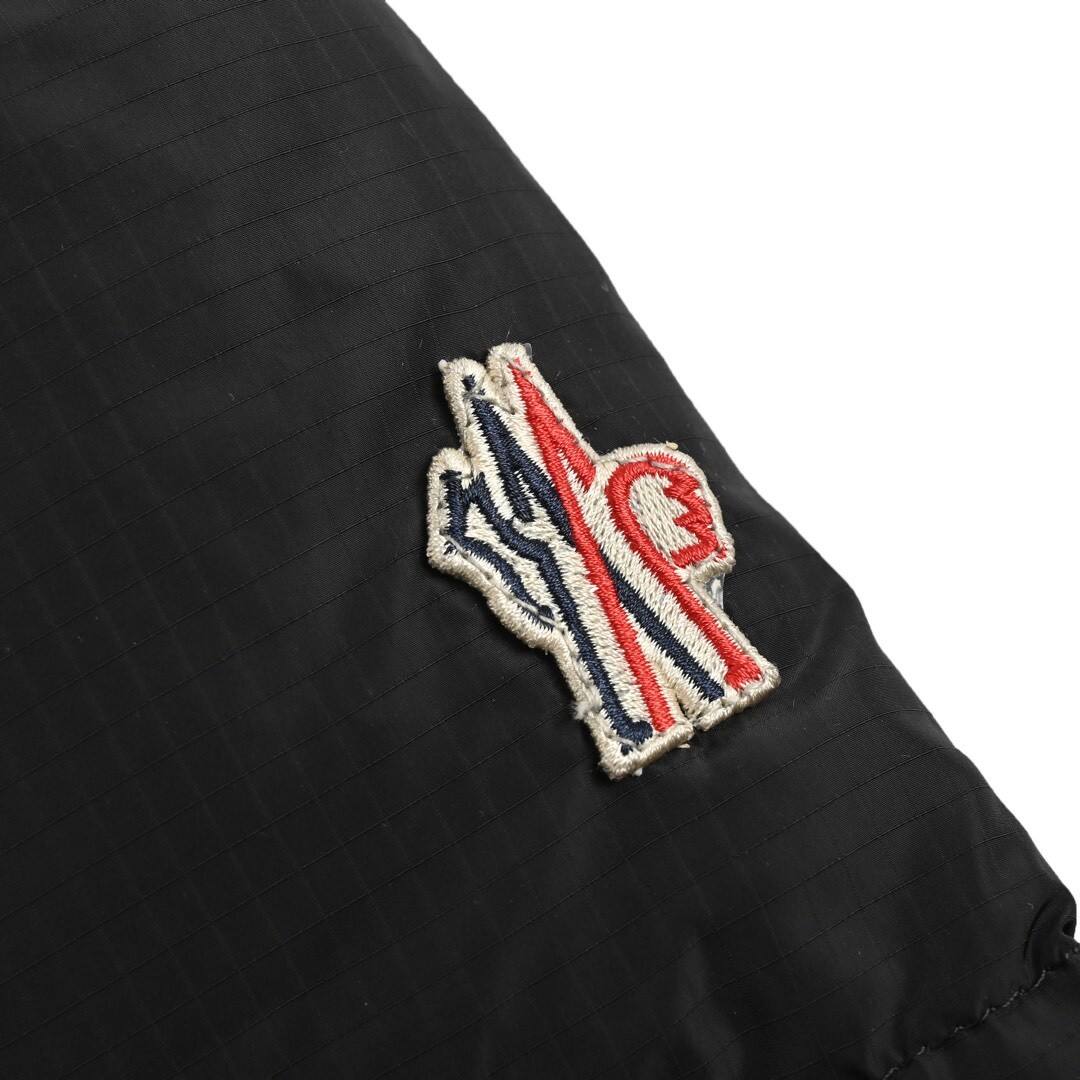 Moncler colorful letter chest hooded ski series down jacket