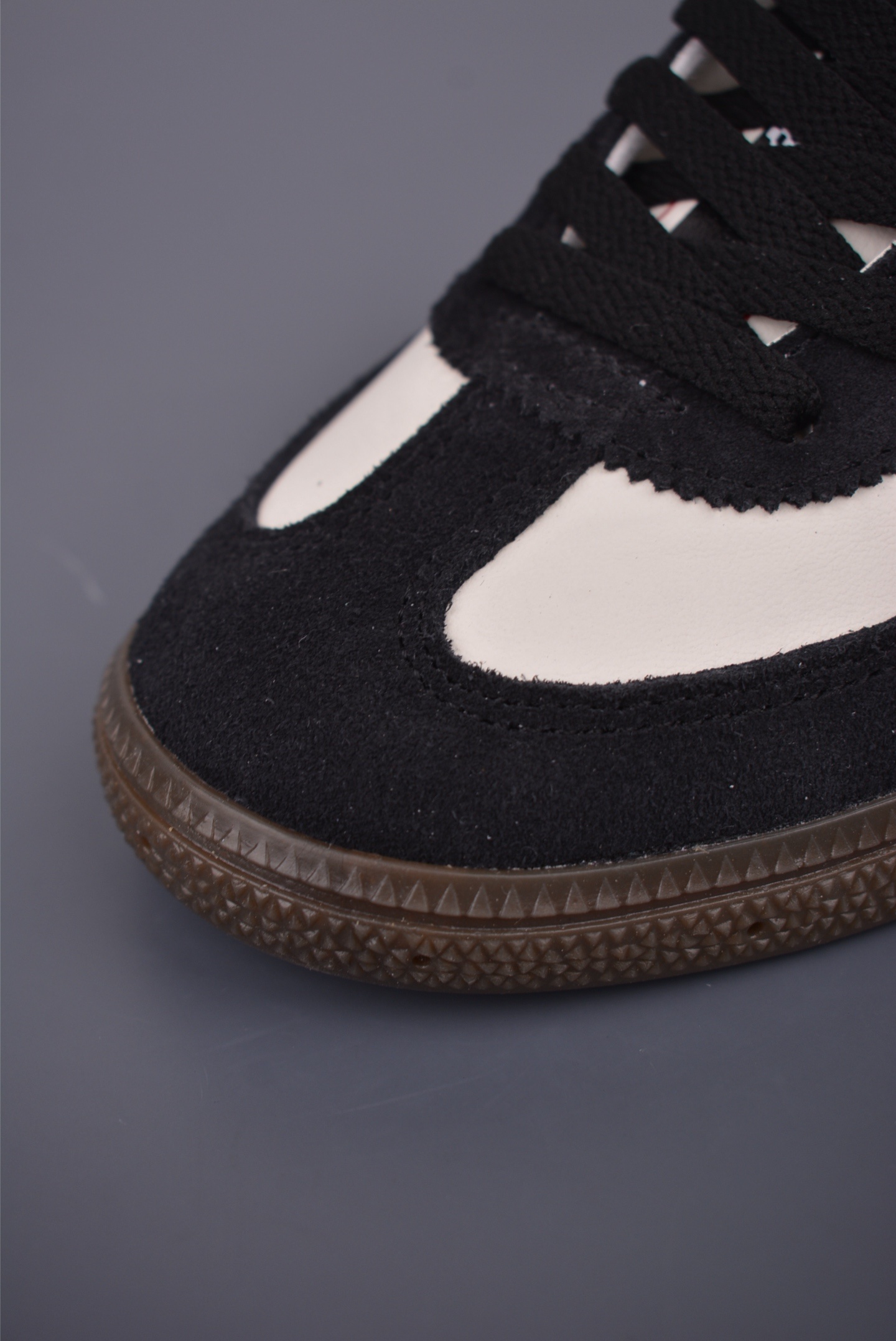 adidas Handball Spezial “Spezial 79 White Black Red”JQ8735
