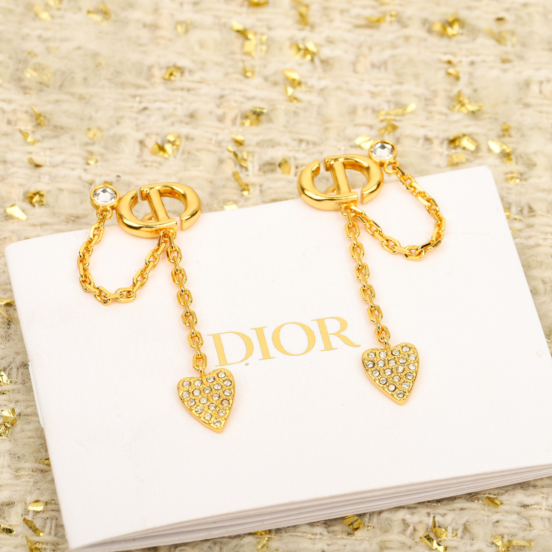 Dior full diamond heart earrings