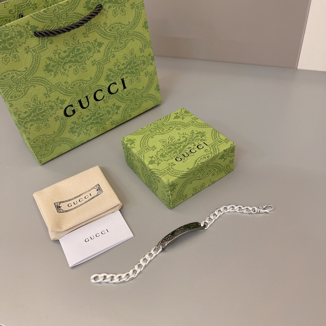 Gucci Black Hand Bracelet