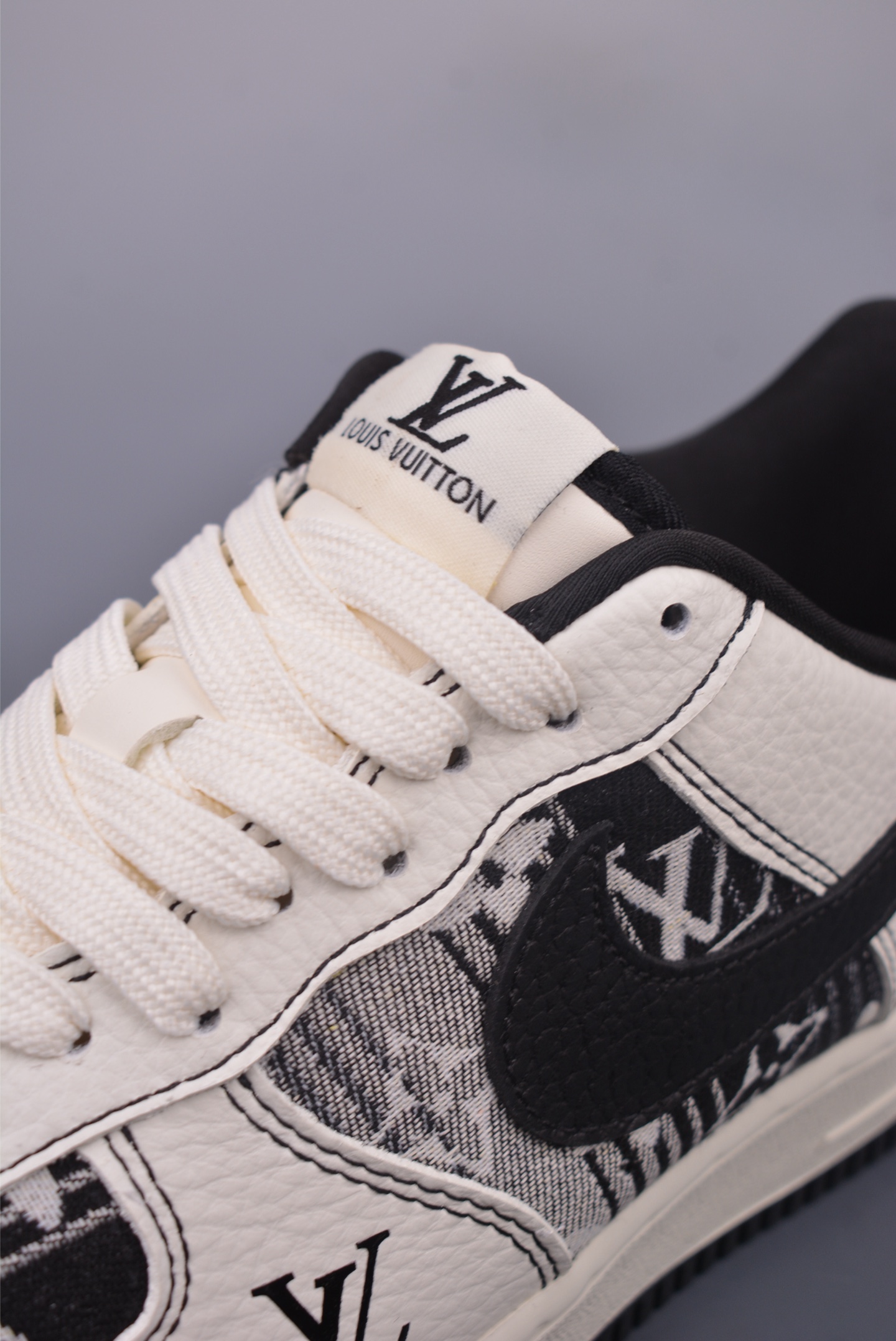 Louis Vuitton x Nike Air Force 1 07 LV8 Low Sneakers White and Black Print IB6388-001