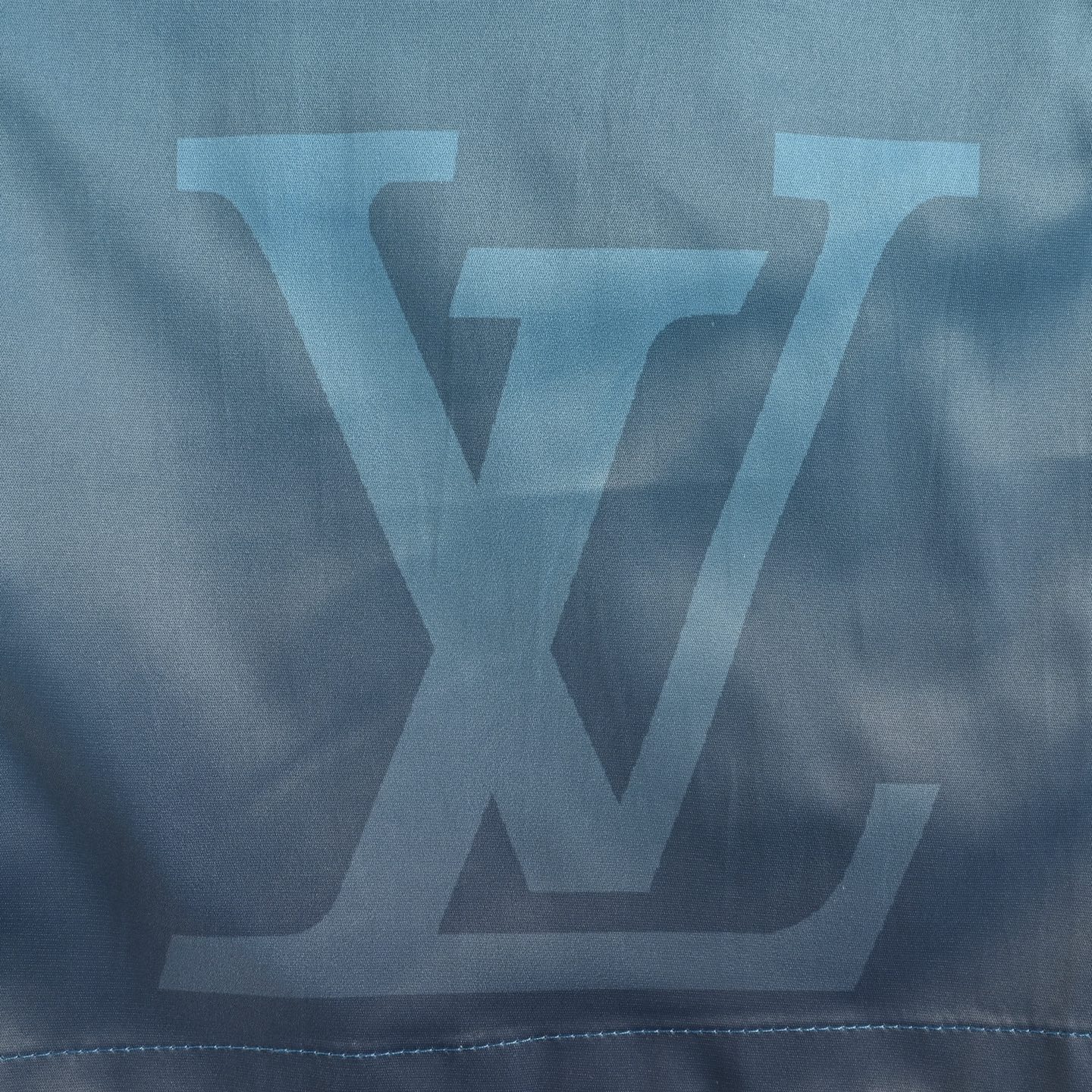 Louis Vuitton 25ss monogram logo gradient print shorts