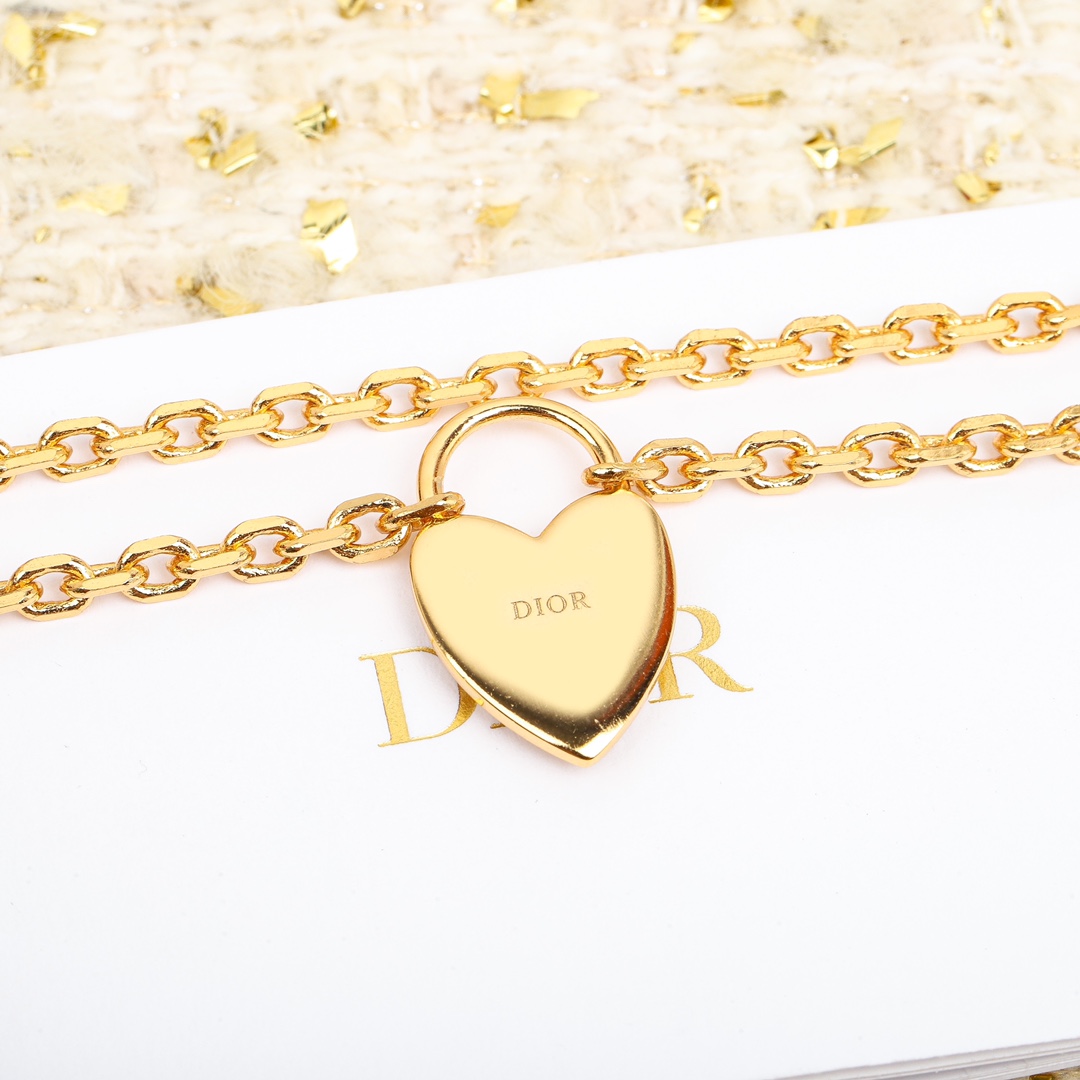 Dior CD heart necklace bracelet