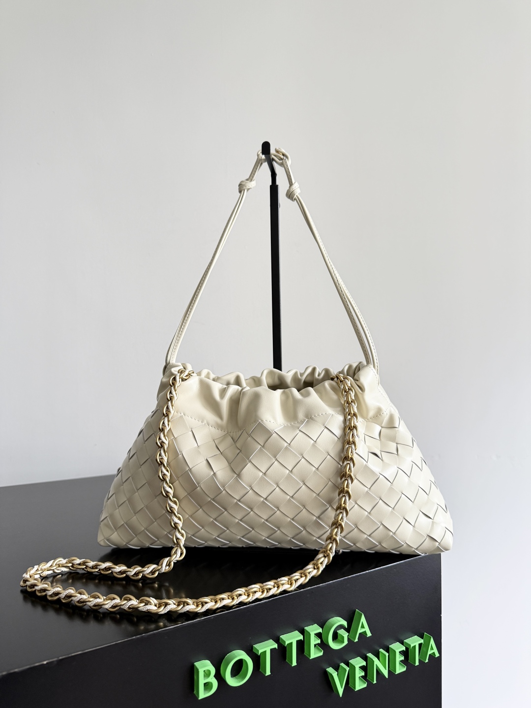 BOTTEGA VENETA 2025 New Women's Dustbag Notte Clutch 839394
