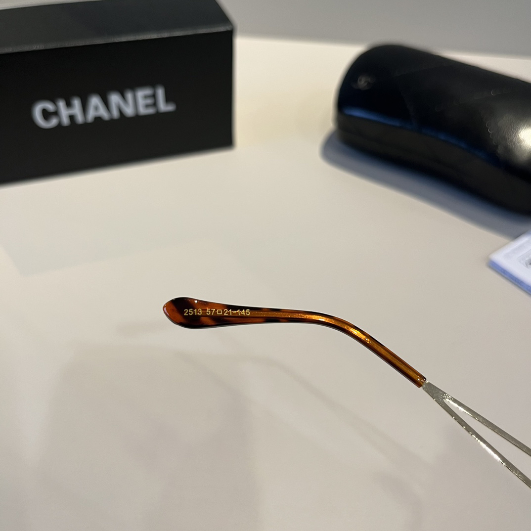 Chanel round frame sunglasses
