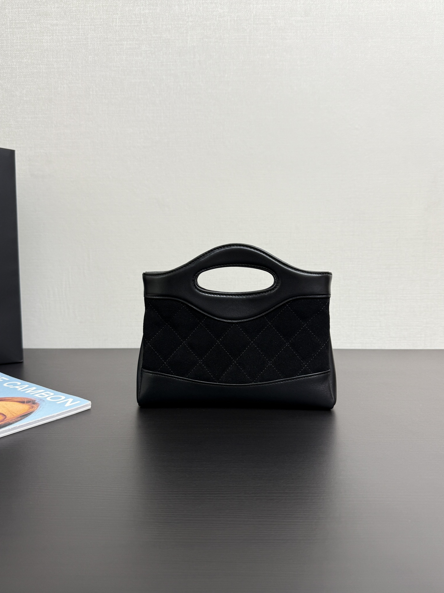 Chanel 25P 31 series bag mini 99339