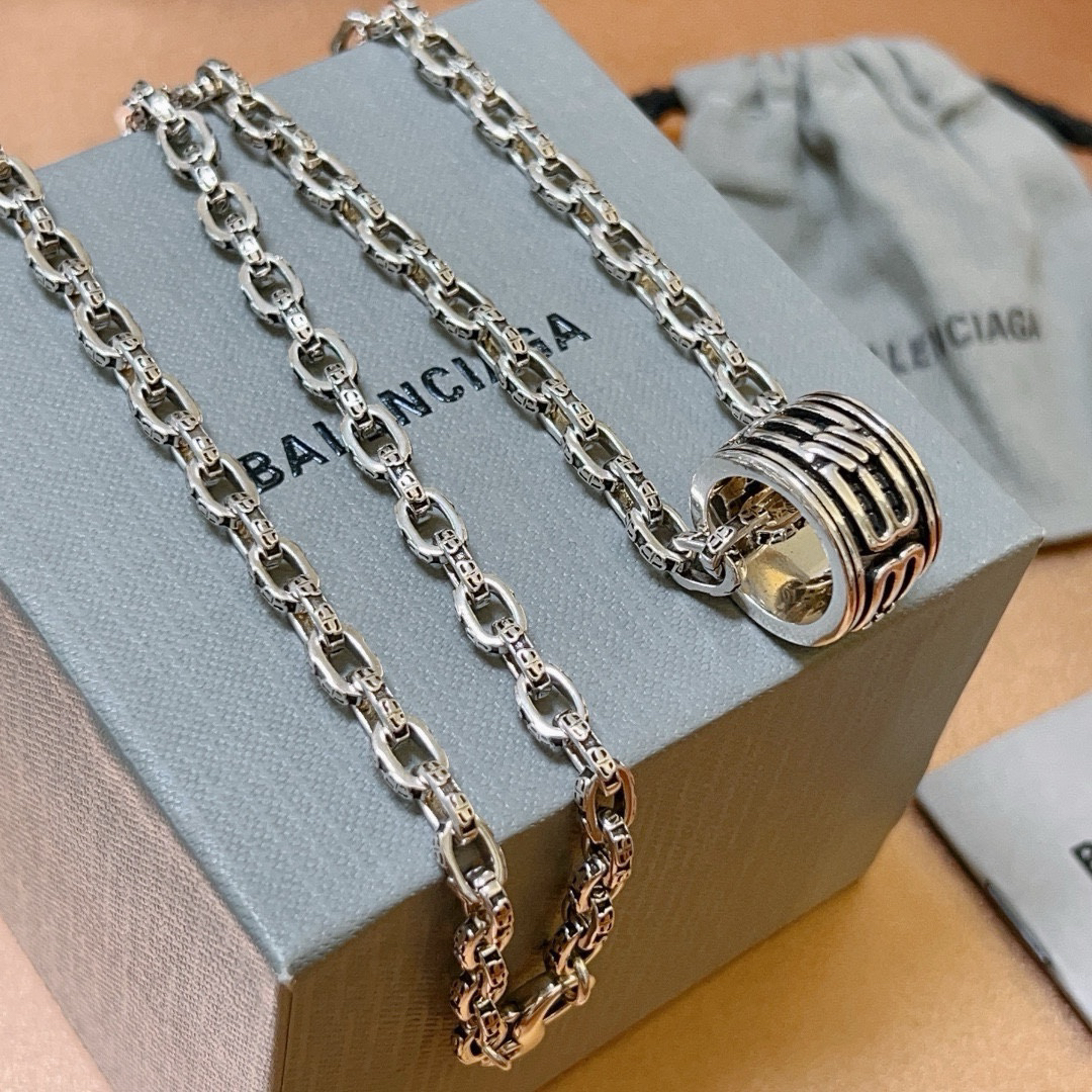 Balenciaga Ring Chain Vintage Necklace