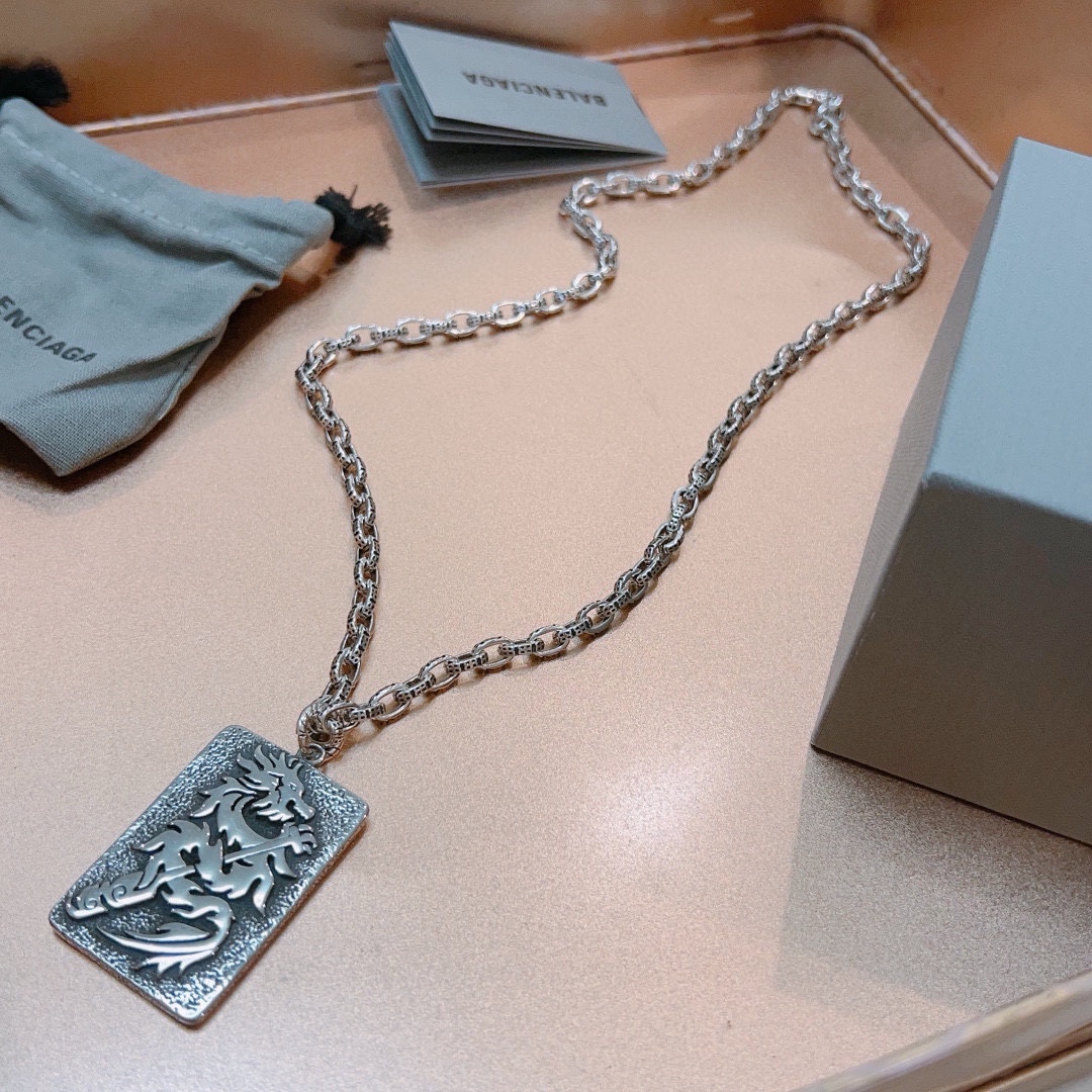 Balenciaga Dragon Fang Chain Vintage Necklace