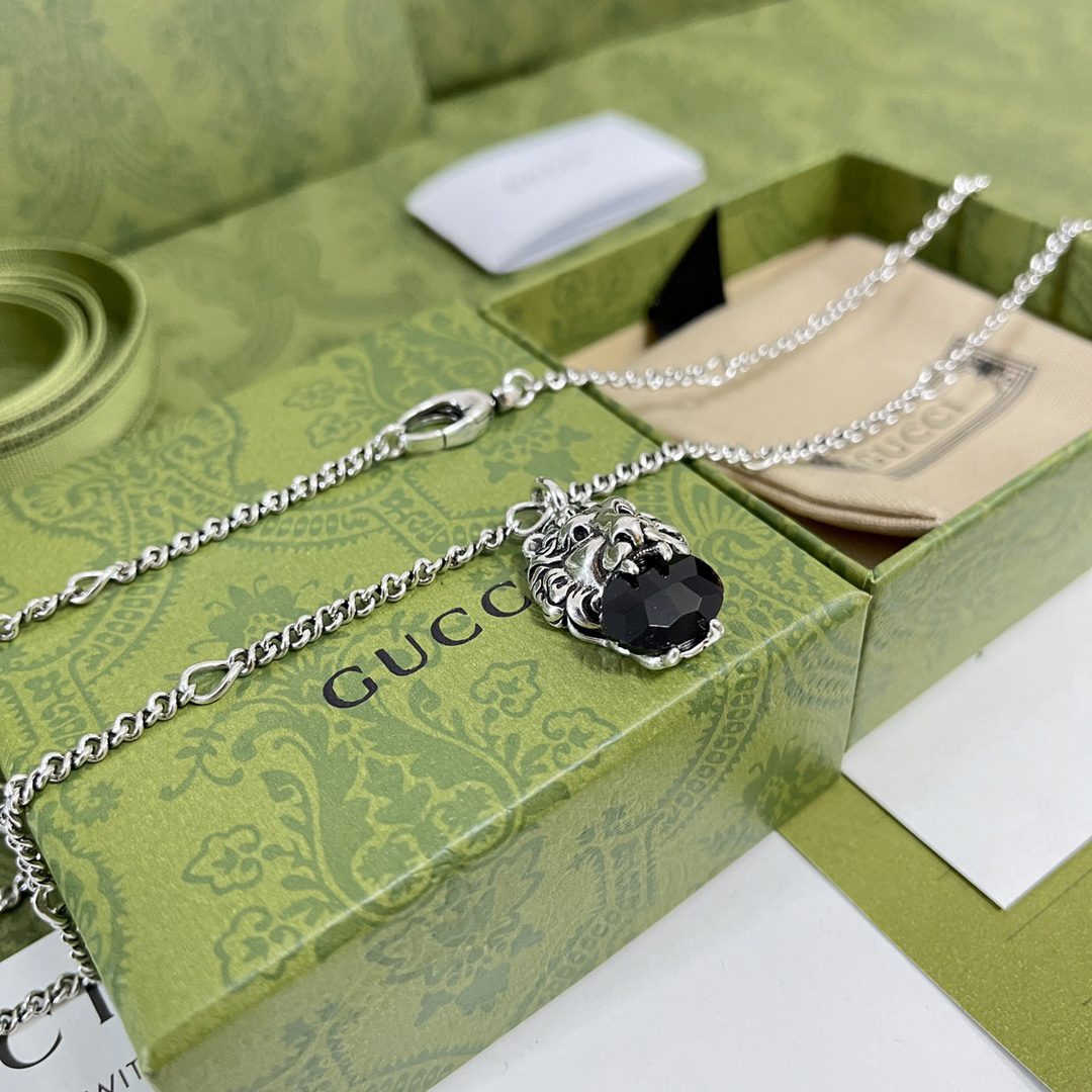 Gucci Little Lion Vintage Necklace