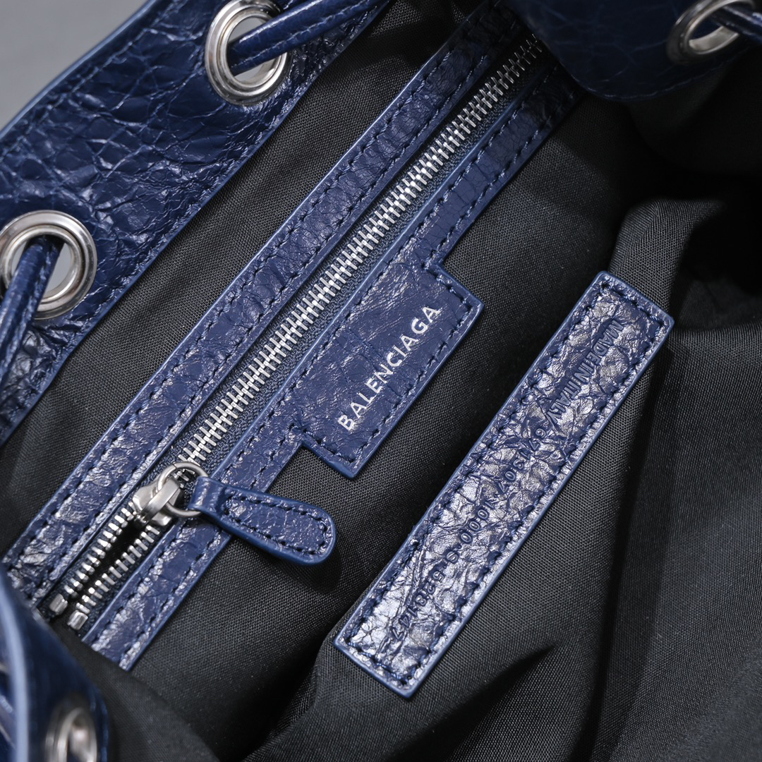 Balenciaga Le Cagole Bucket Bag