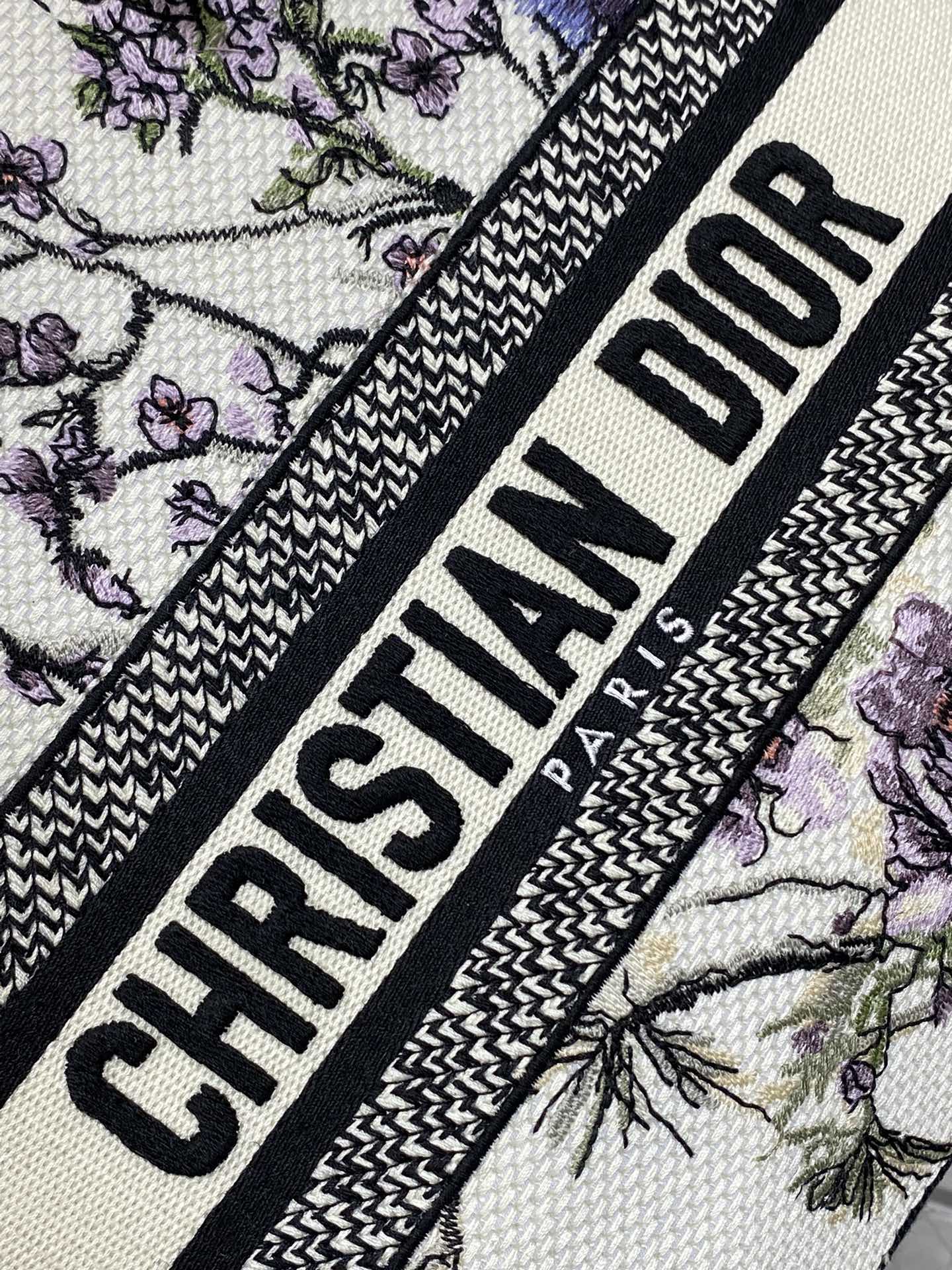 Dior Lady Summer Collection Embroidered Lady Bag