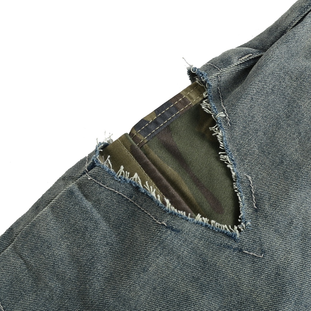 Balenciaga Knife-cut Camouflage Double Jeans
