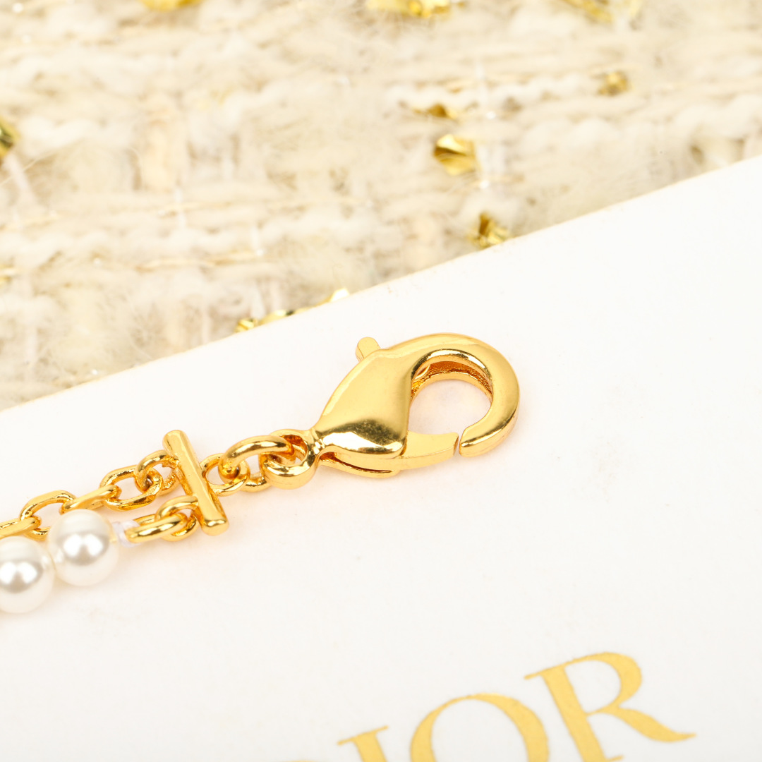 Dior Pentagram Double Pearl Chain Bracelet