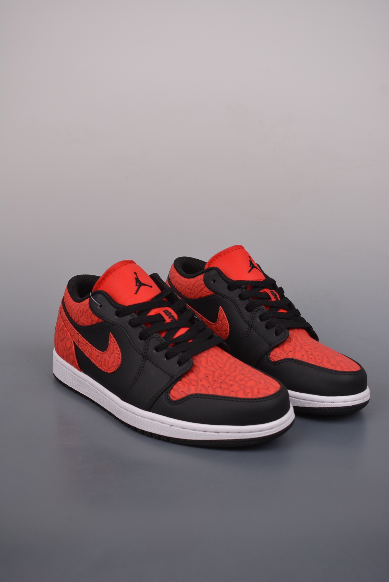 Air Jordan 1 Low Black and Red Cracked 553558-013