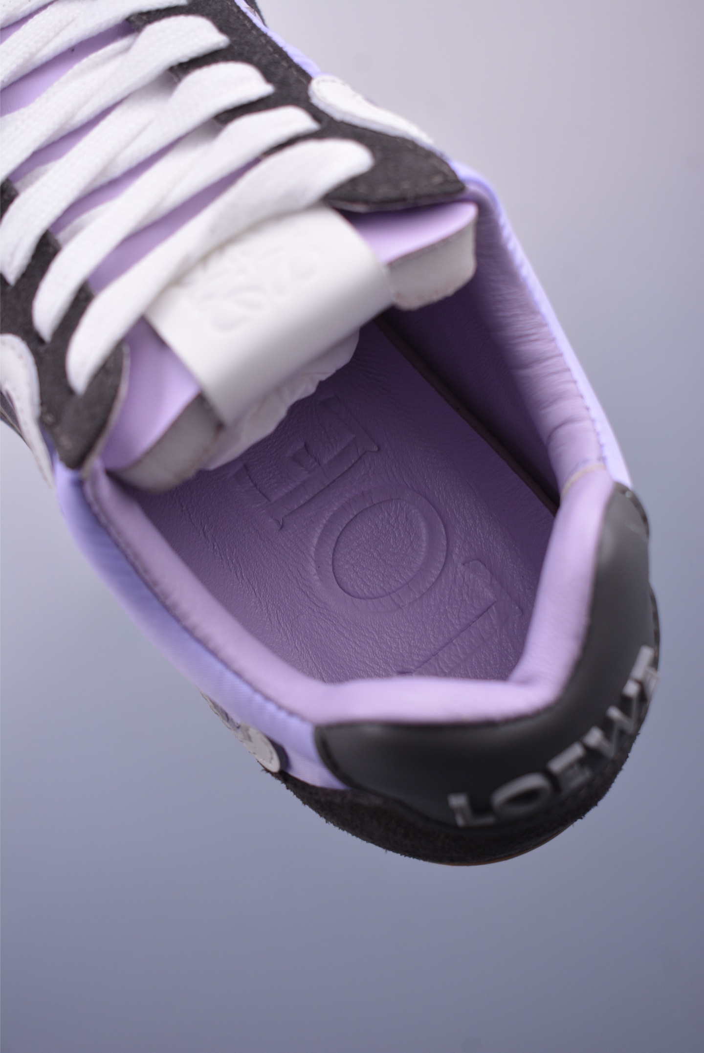 Loewe Ballet Runner 2.0 Sneakers Lavender LLBR282X02-4867