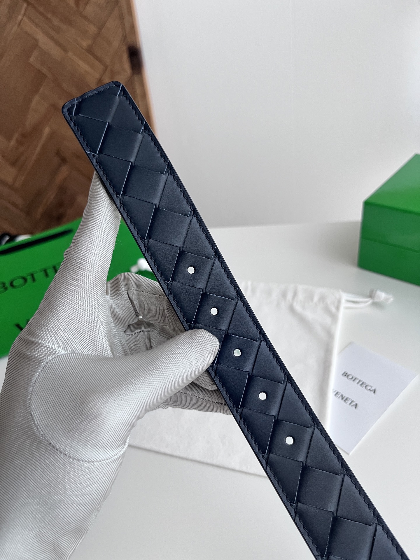 Bottega Veneta intreccio woven cowhide double-sided waistband with a width of 3.5cm