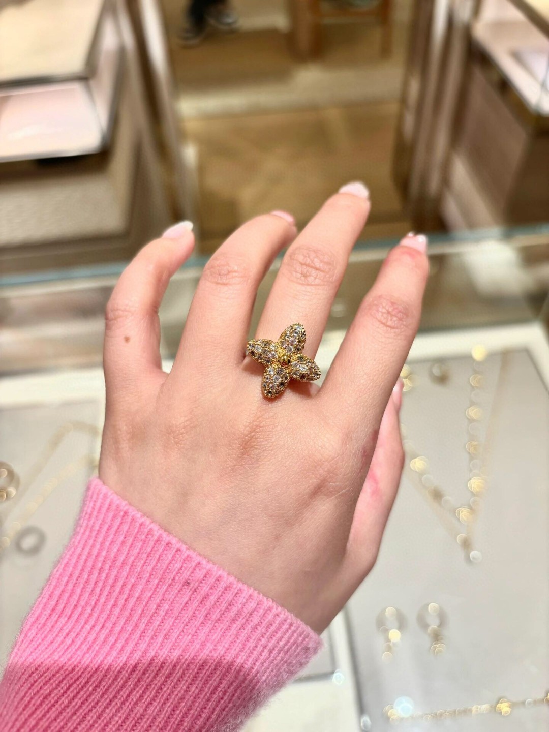 Louis Vuitton Four Leaf Clover Ring
