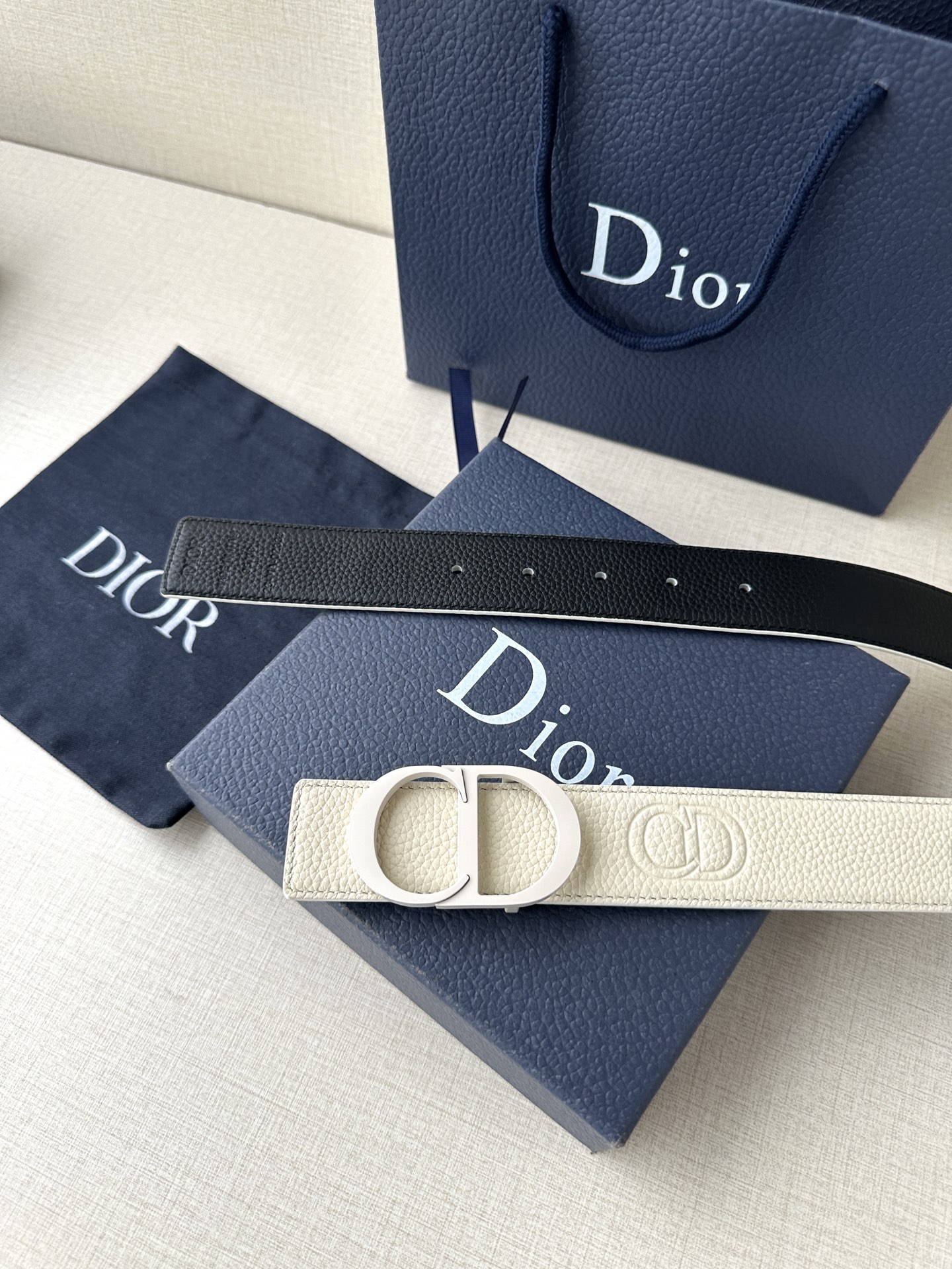 Dior embossed top layer leather belt 3.5CM wide