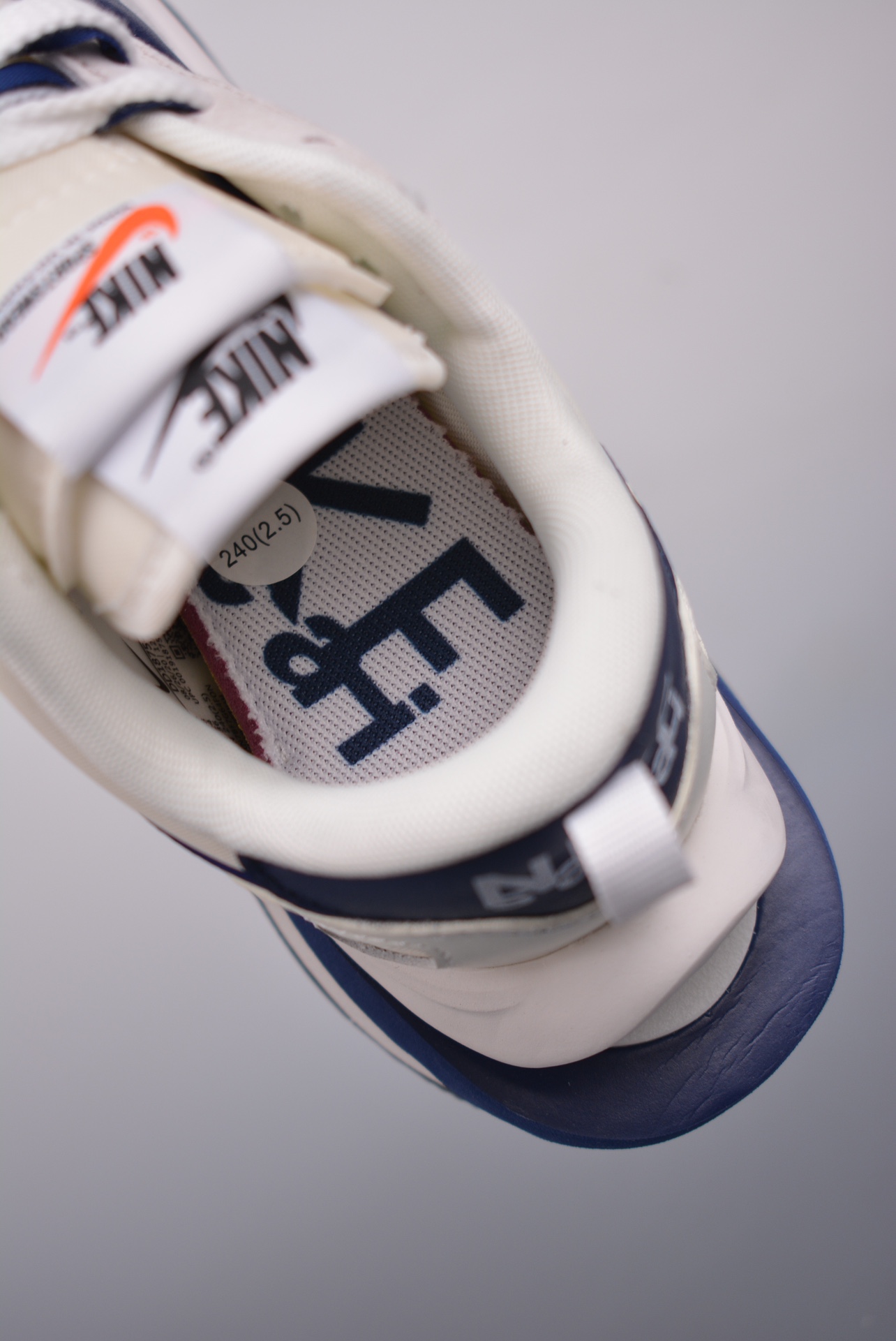 Sacai x Nike VaporWaffle 3.0 Beige White Navy DD1875-109