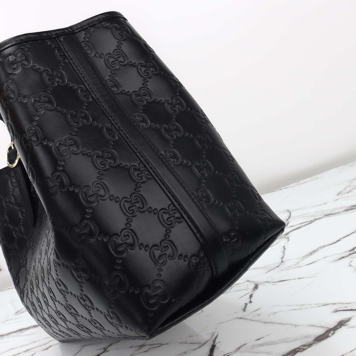 Gucci GG Emblem large tote bag 815213 AAFDV 1000