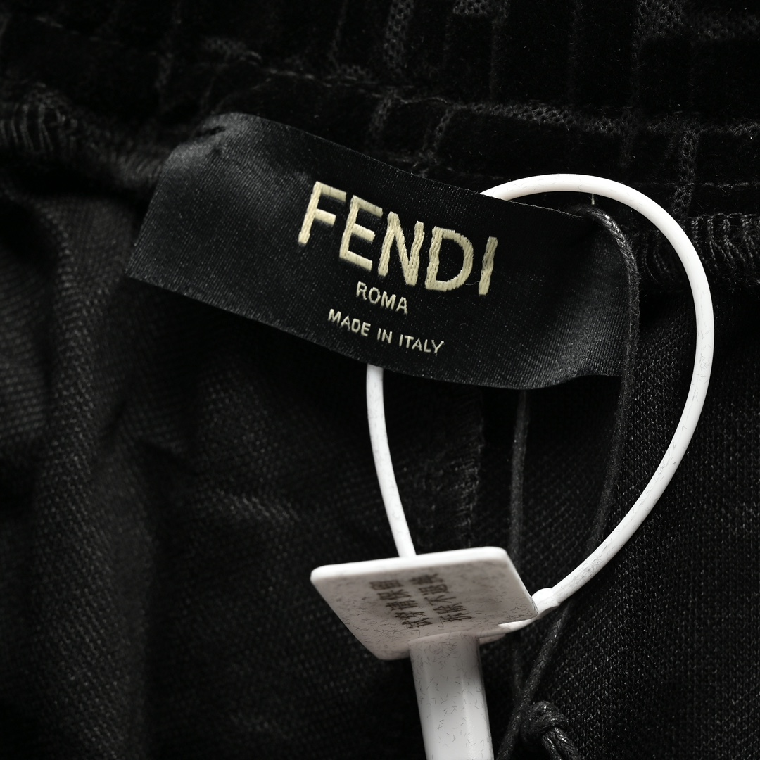 Fendi 23ss FF flocked shorts