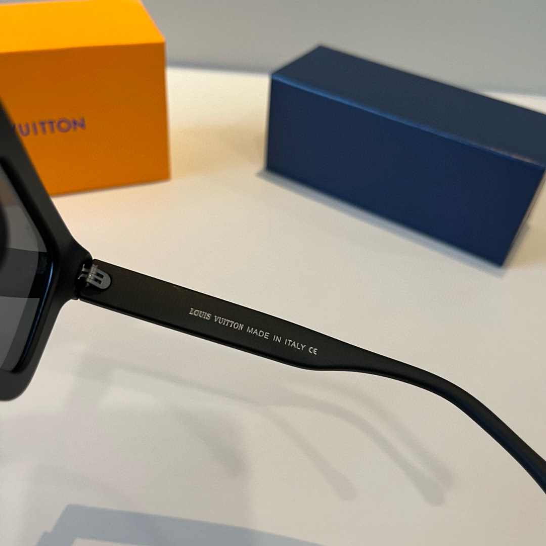 Louis Vuitton Square Frame Sunglasses