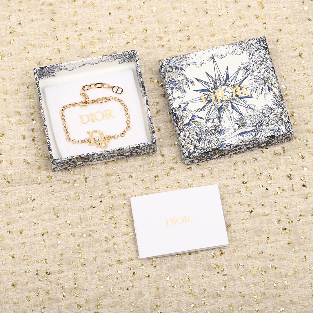 Dior small flower bracelet