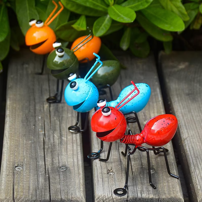 🔥ON SALE - 45% OFF🔥Creative Metal Ants Garden Decor-10*8*10cm(size)