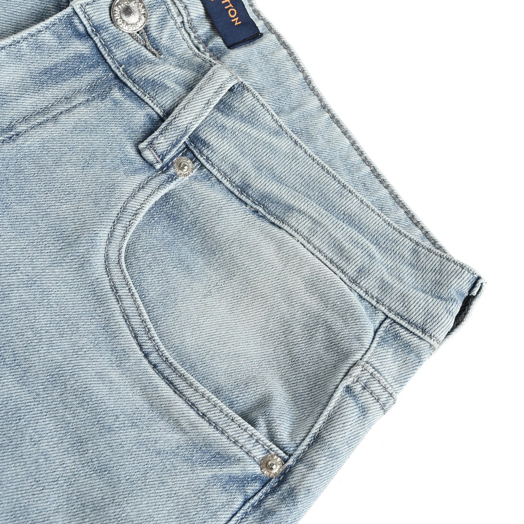 Louis Vuitton Inverted letter print jeans