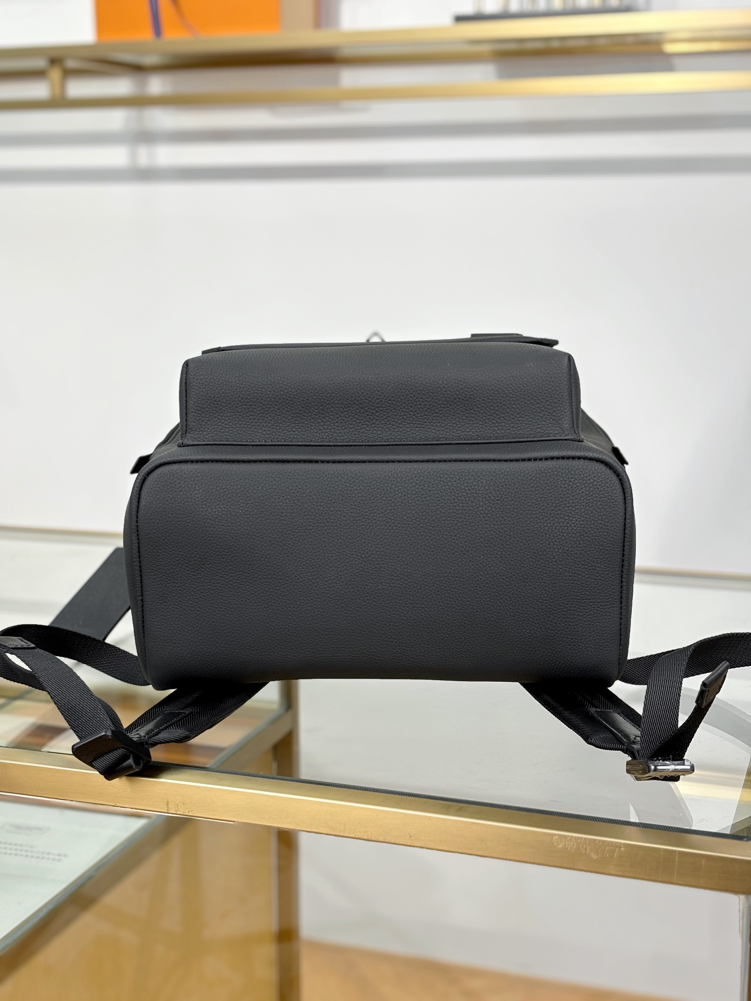 Louis Vuitton TAKEOFF Backpack M57079