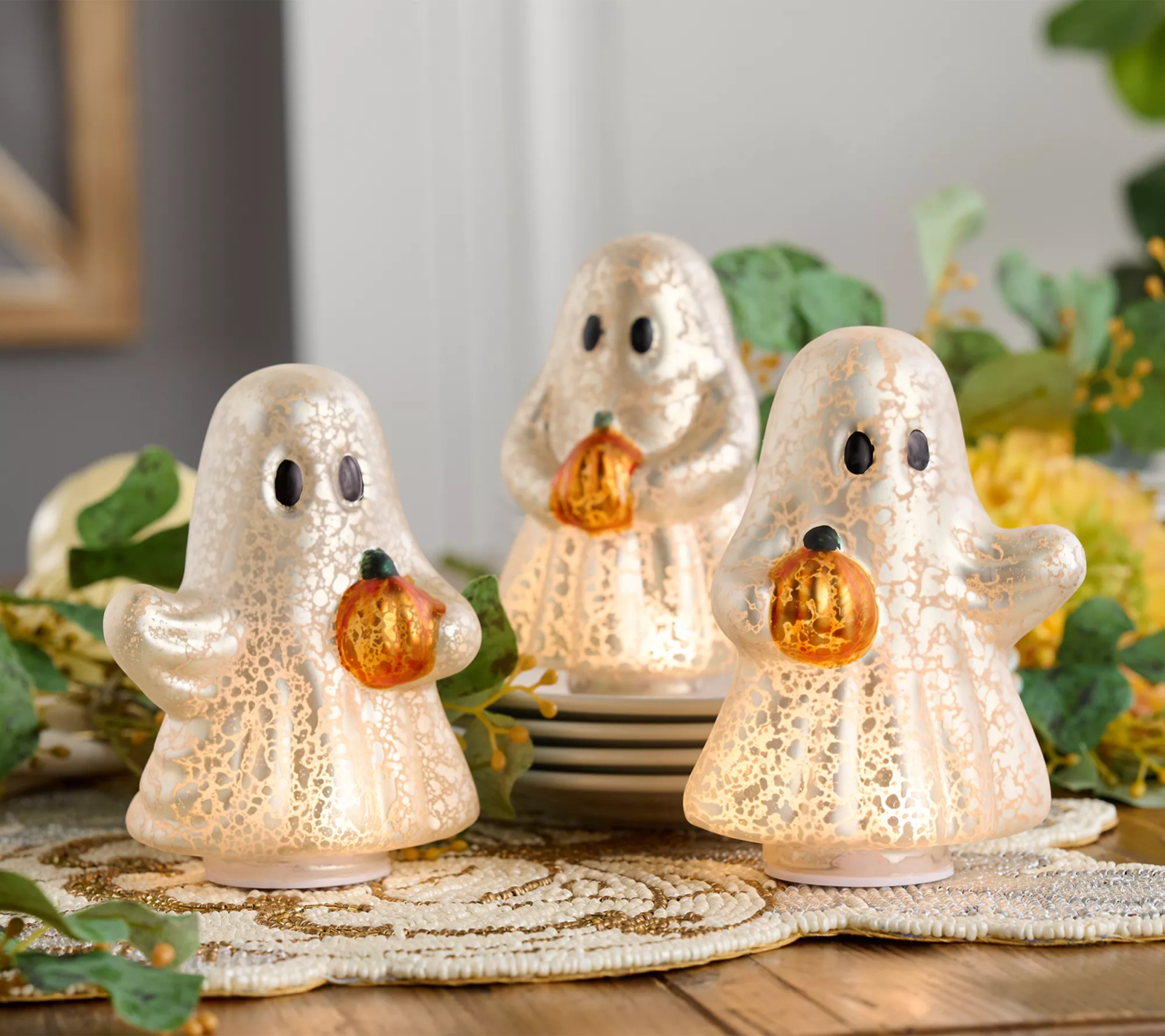 ✨Flash Sale✨Set of 3 Illuminated Mercury Glass Ghosts