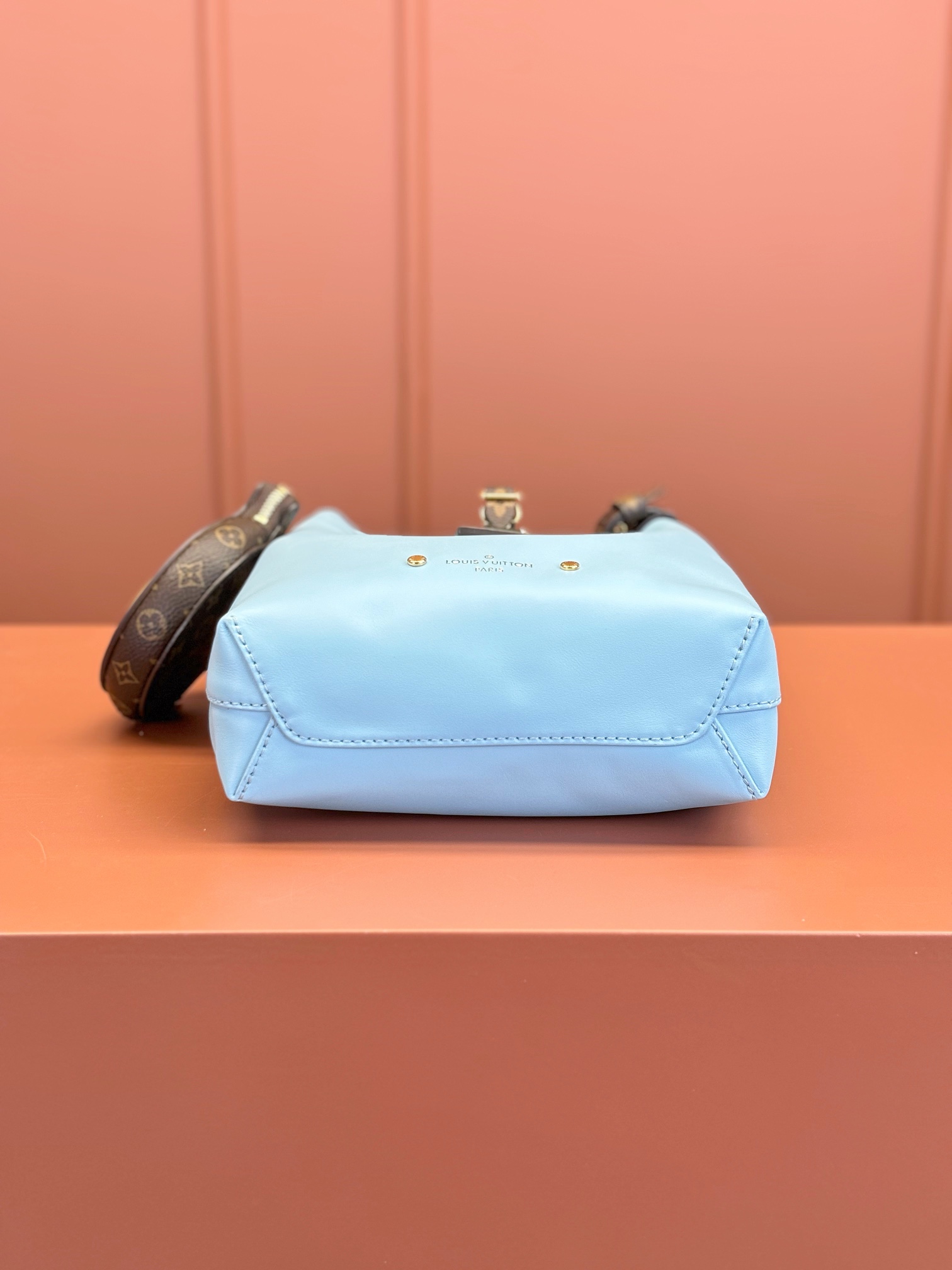 Louis Vuitton ATLANTIS BB Handbag M11387