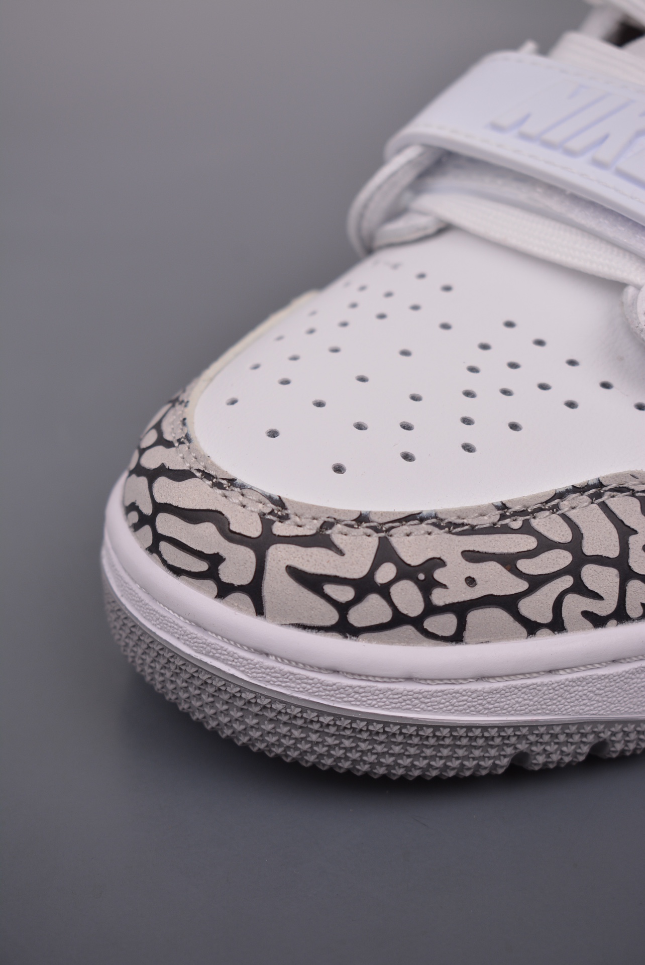 Air Jordan Legacy 312 Low White Cement Gym Red FQ7827-106