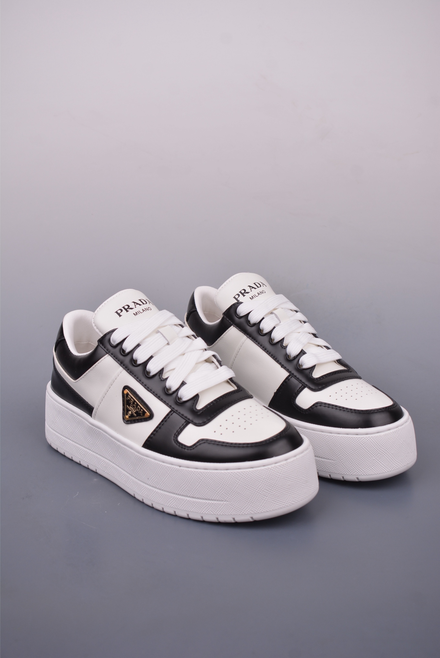 Prada Downtown Bold series thick-soled casual shoes black and white 1E792M_3LPG_F0P09_F_050