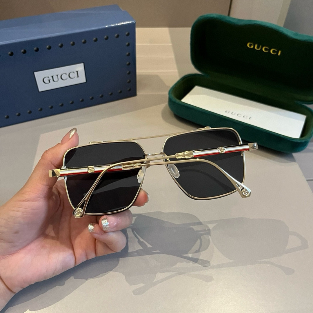 Gucci Square Frame Sunglasses
