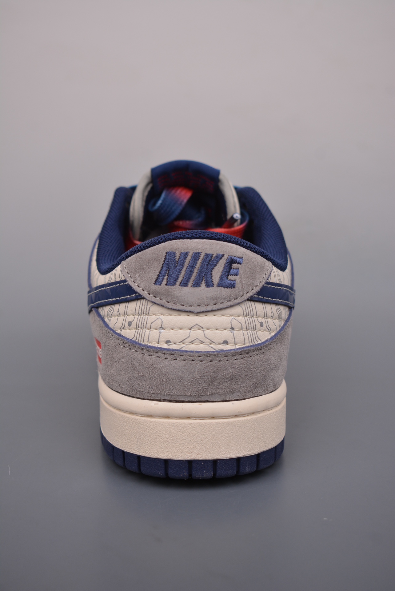 Supreme x Nike By You SB Dunk Low Retro SP Dark Grey Beige Blue DM6868-005