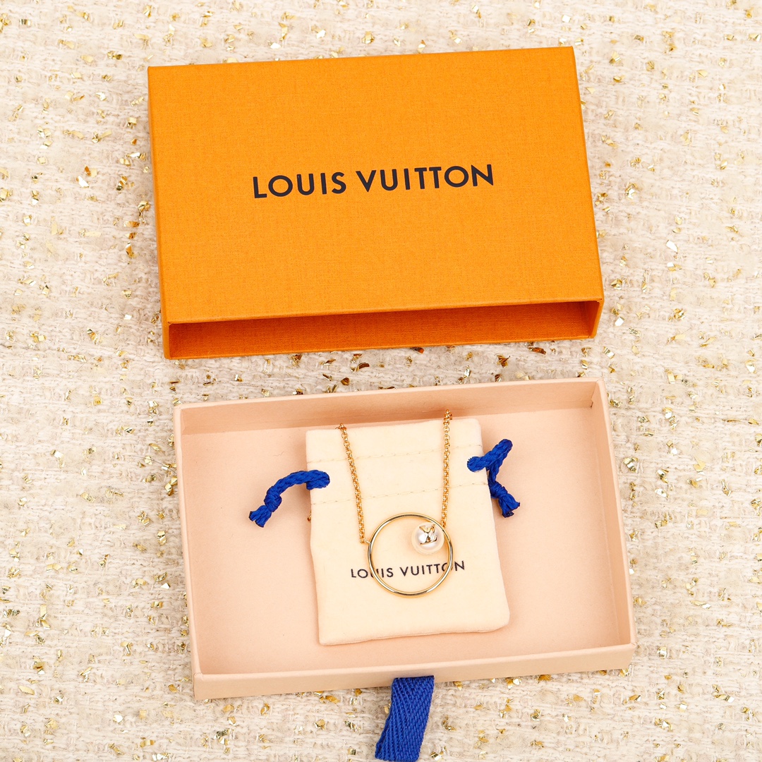 Louis Vuitton Hoop Pearl Necklace