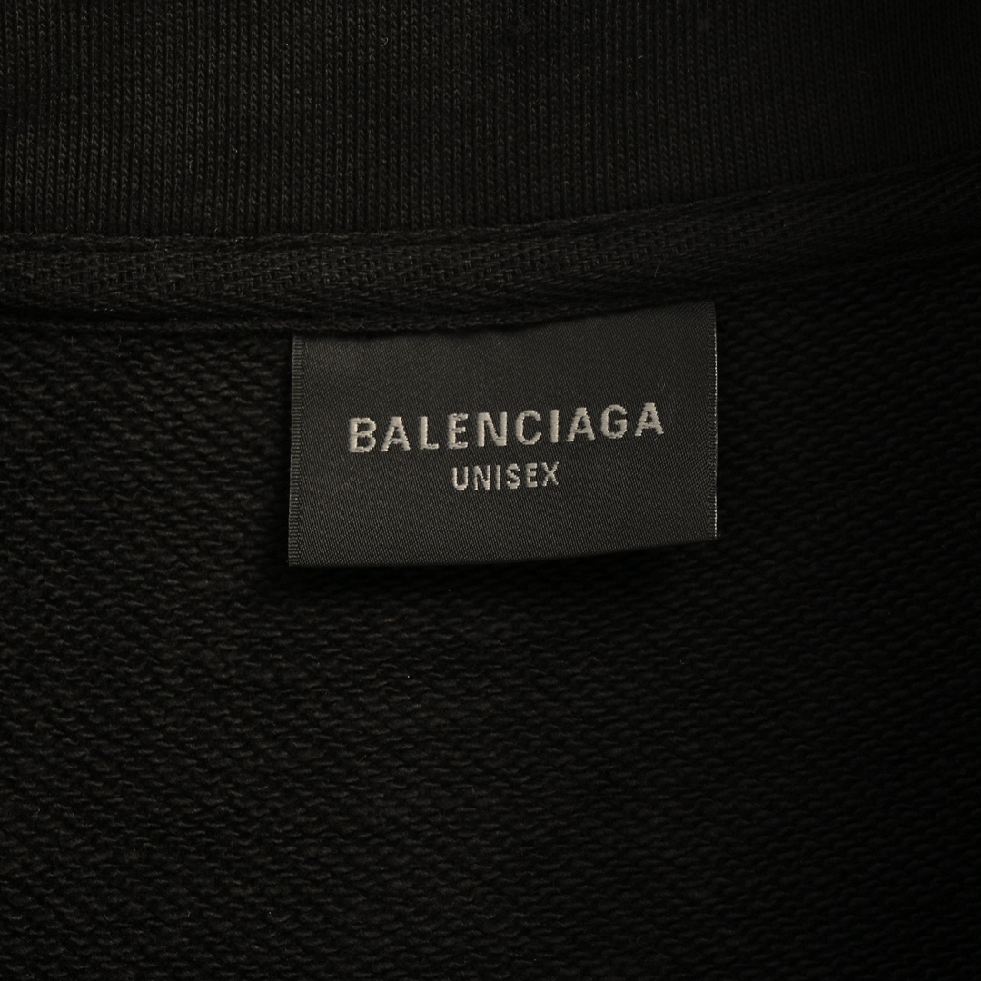 Balenciaga 24Fw half-zip sweatshirt with small front and large back lettering embroidery