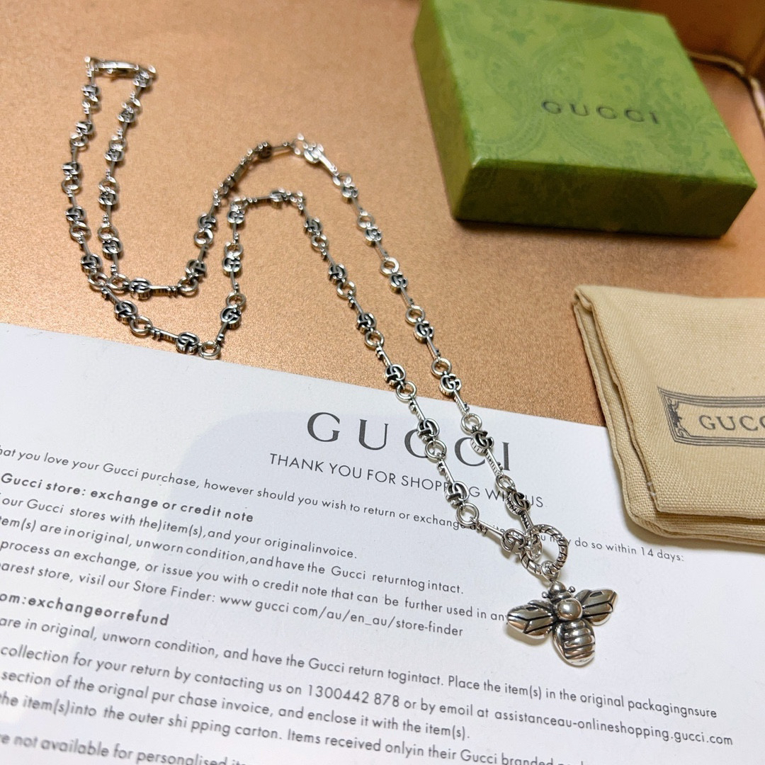 Gucci Anger Forest series new double G bee retro necklace