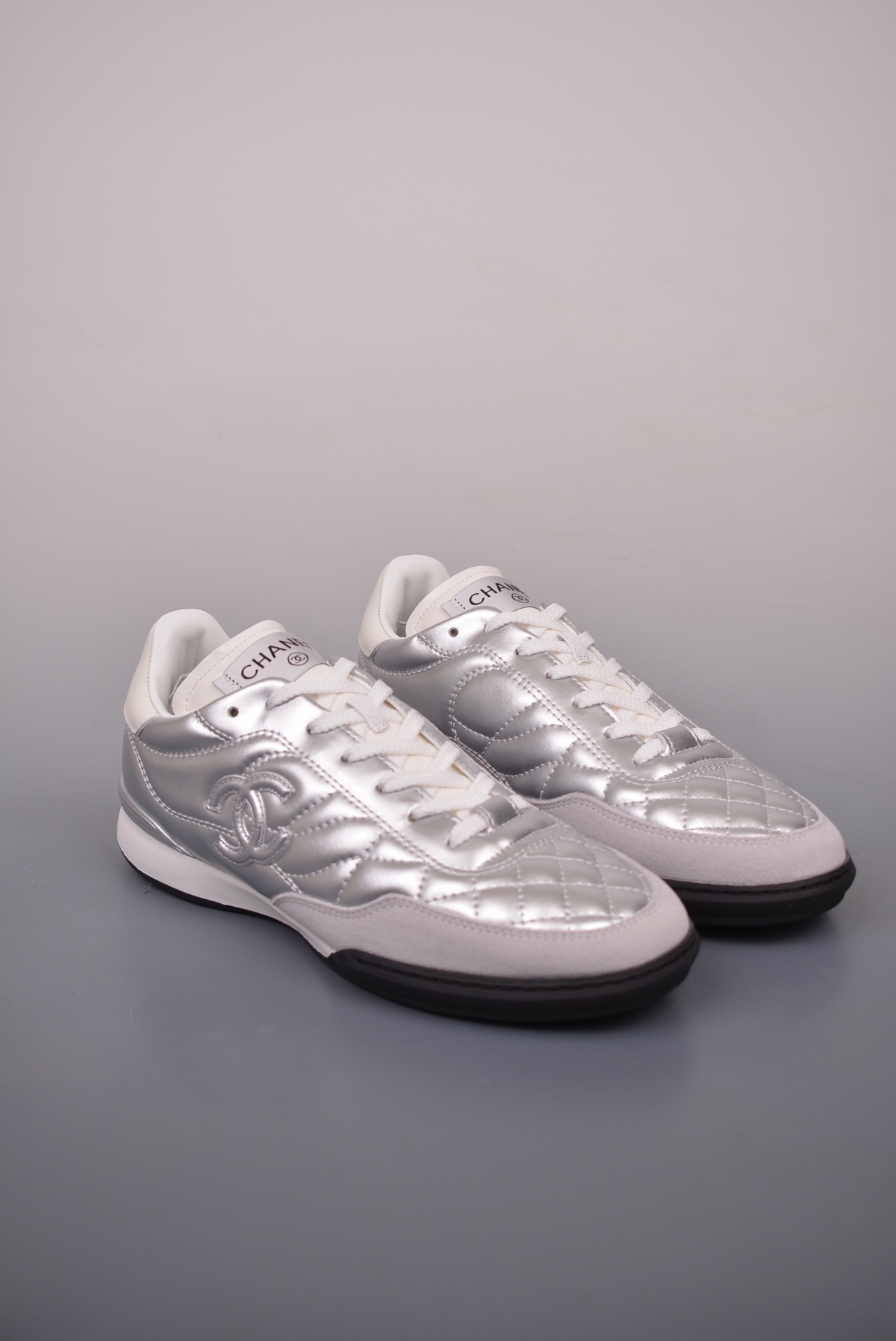 Chanel A23 CC Quilted Trainers Sneaker Silver