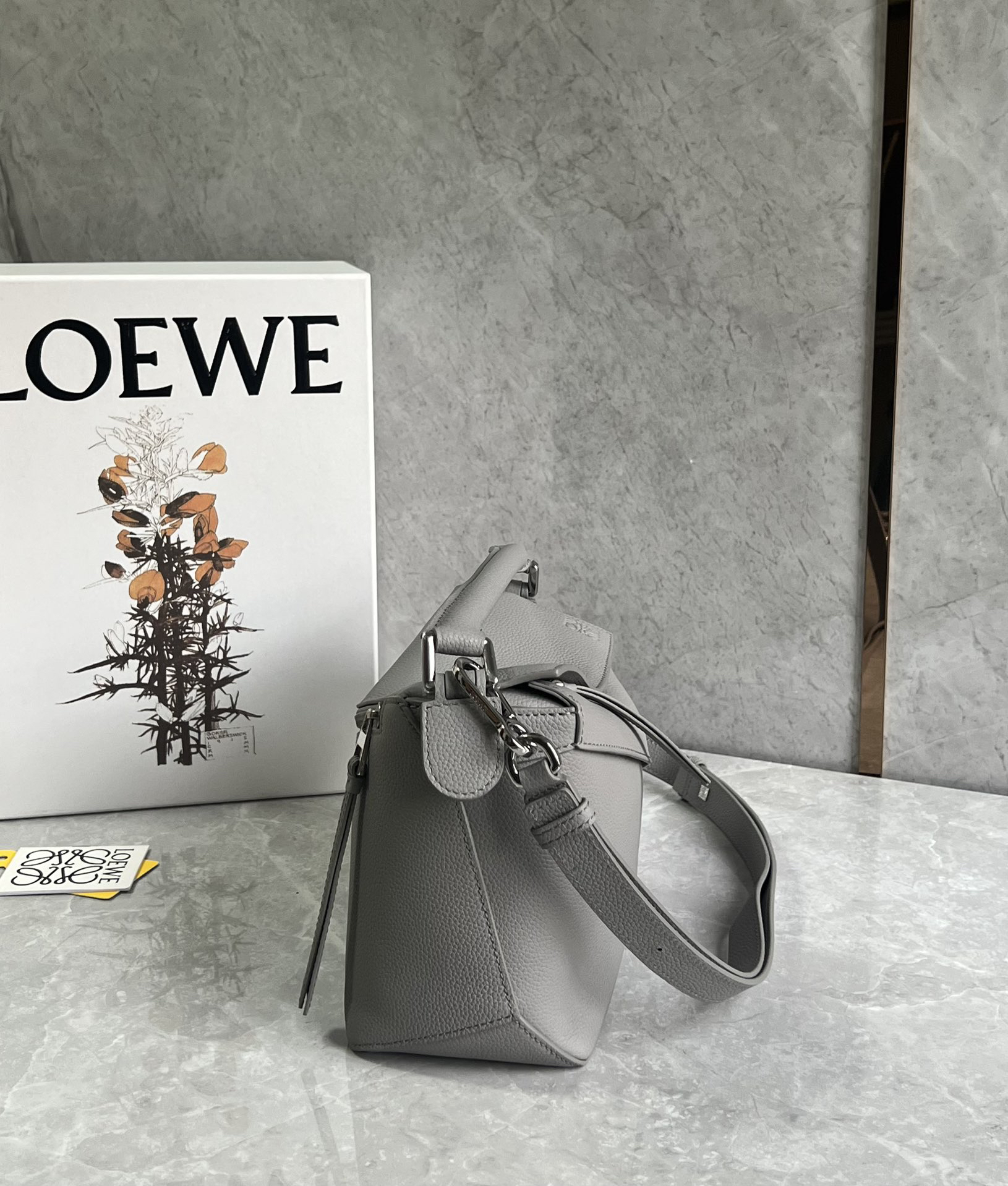 Loewe suede colorblocked zzle bag 0681