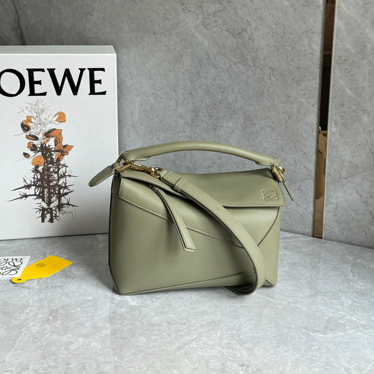 Loewe suede colorblocked zzle bag 0681