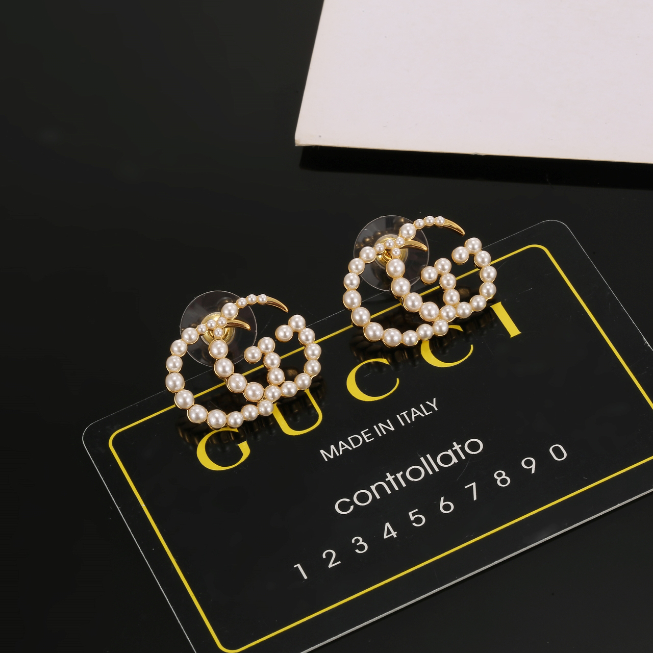 Gucci Pearl Earrings