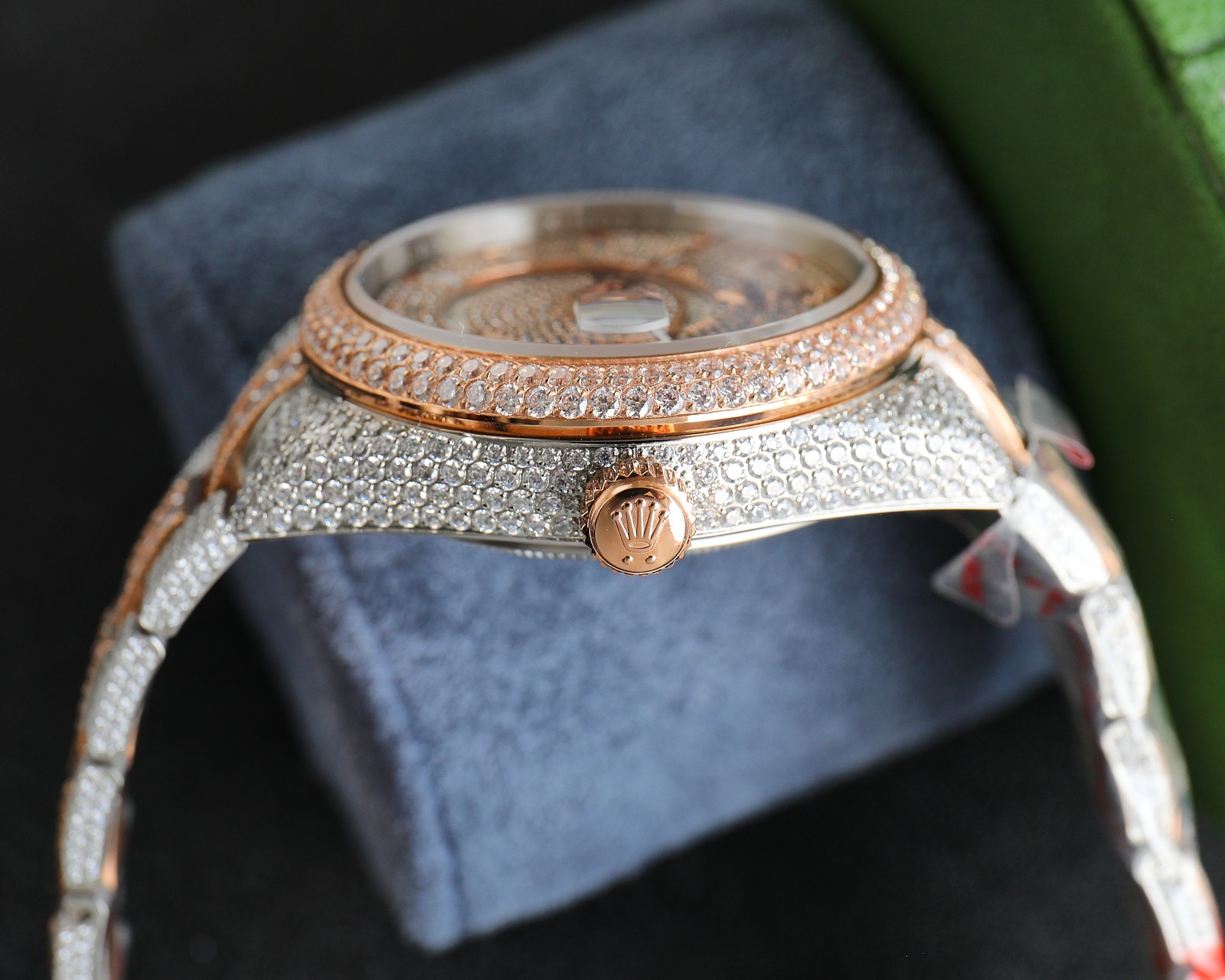 Rolex  Sky-Dweller