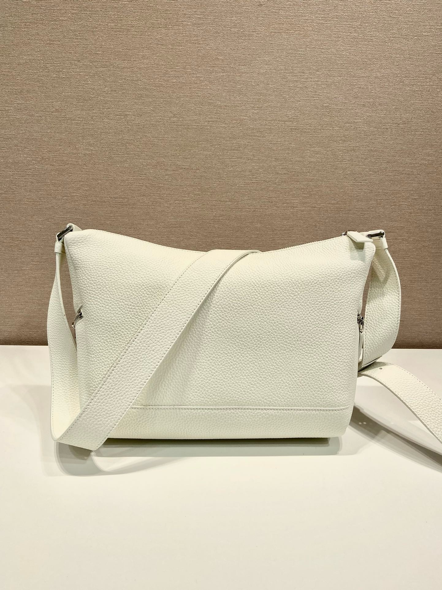 Prada Messenger Bag 2VH165