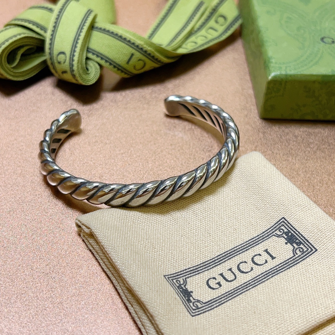Gucci Braided Line Silver Bracelet