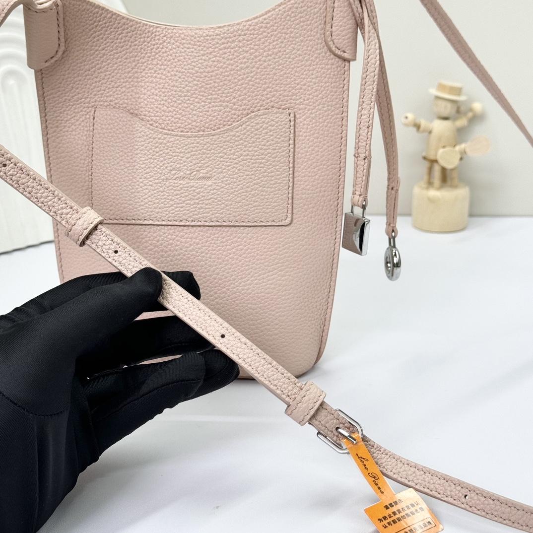 Loyo Pianya Bale mobile phone bag