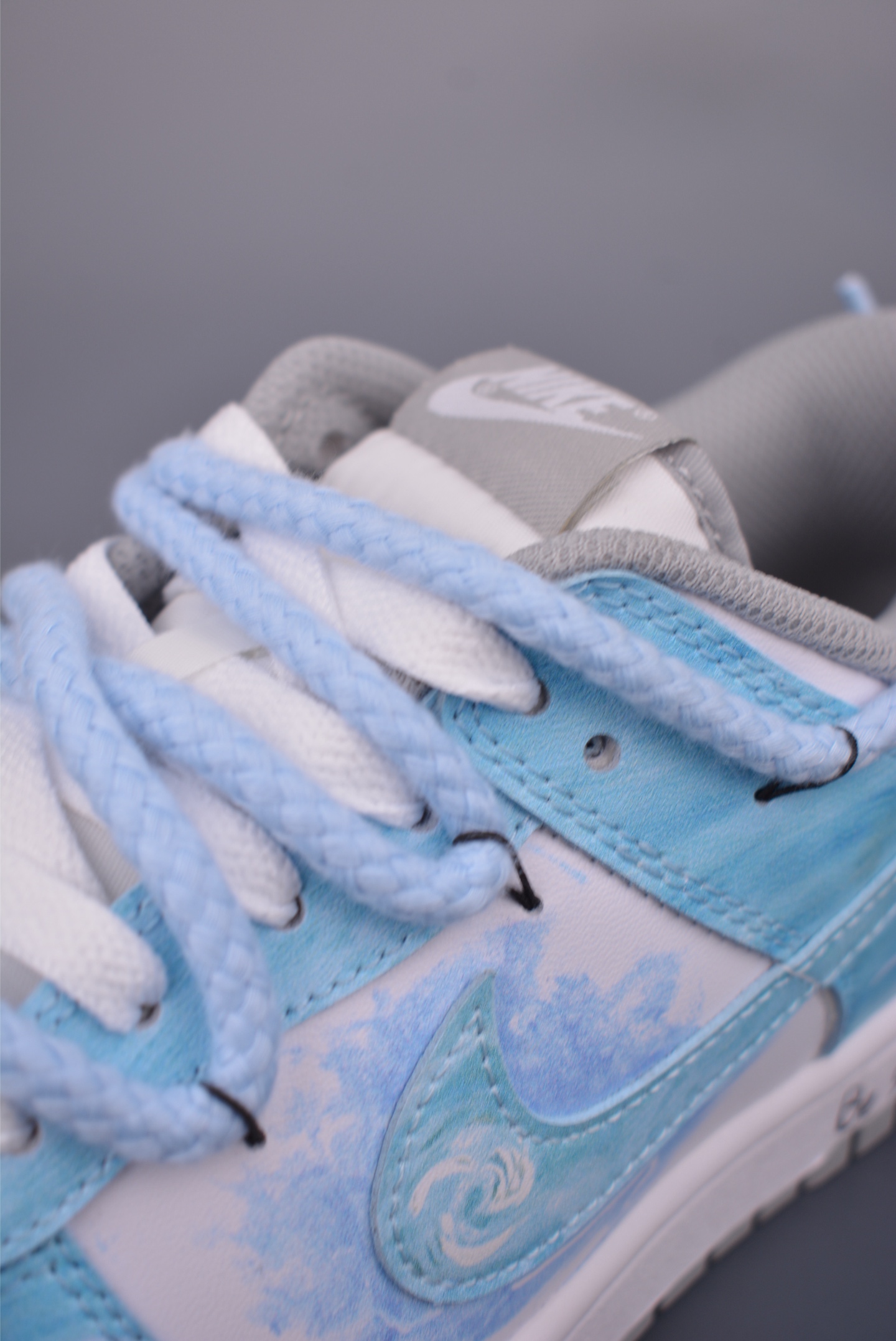 Nike SB Dunk Low 